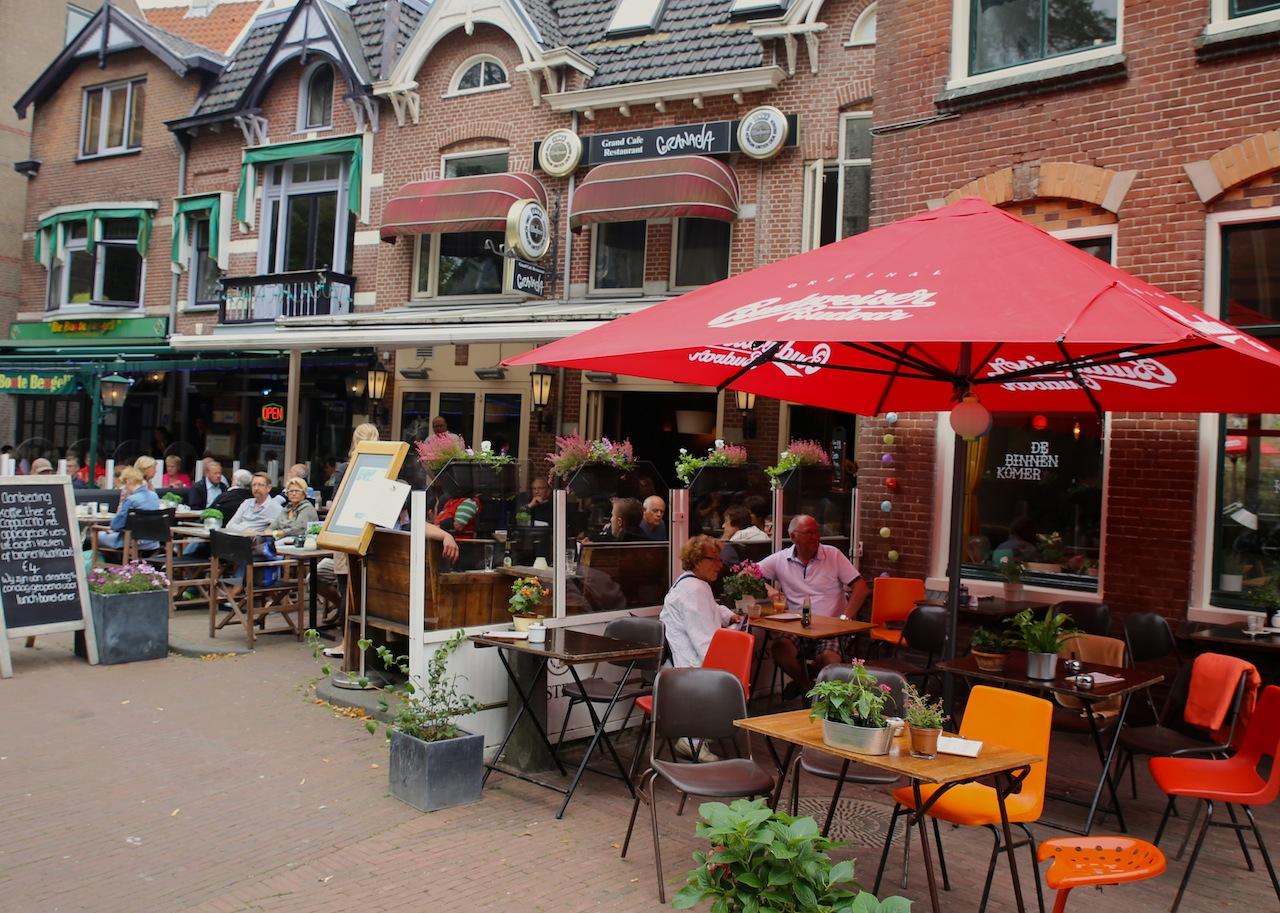 Foto Canadaplein in Alkmaar, Aussicht, Mittagessen, Abendessen, Nachbarschaft - #3