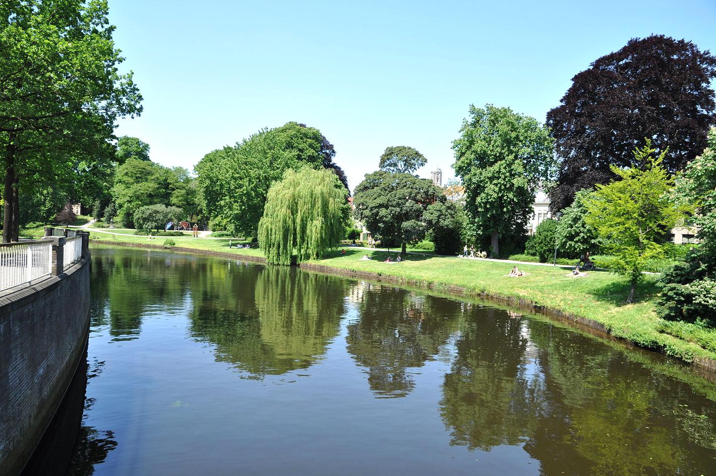 Foto Potgietersingel in Zwolle, Aussicht, Sehenswürdigkeiten & wahrzeichen, Nachbarschaft, platz, park - #1