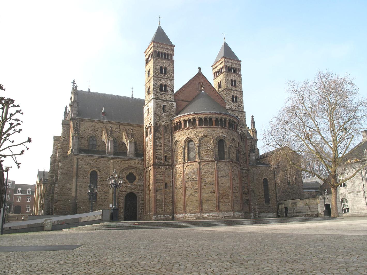 Foto Basiliek van Sint Servaas in Maastricht, Aussicht, Sehenswürdigkeiten & wahrzeichen - #1
