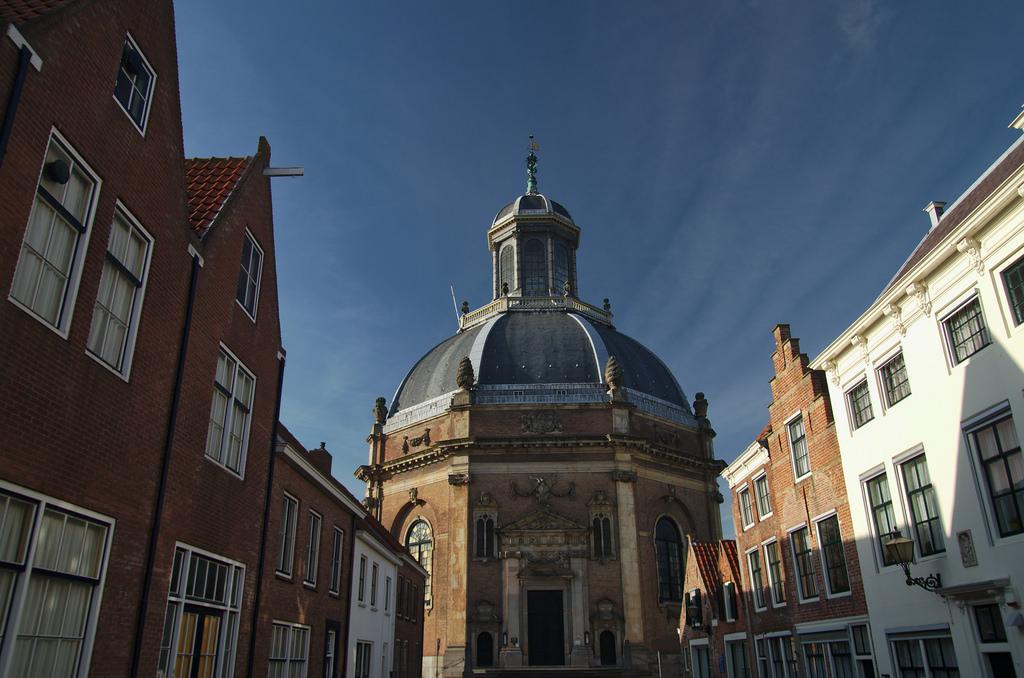 Foto Oostkerk in Middelburg, Aussicht, Sehenswürdigkeiten & wahrzeichen - #1