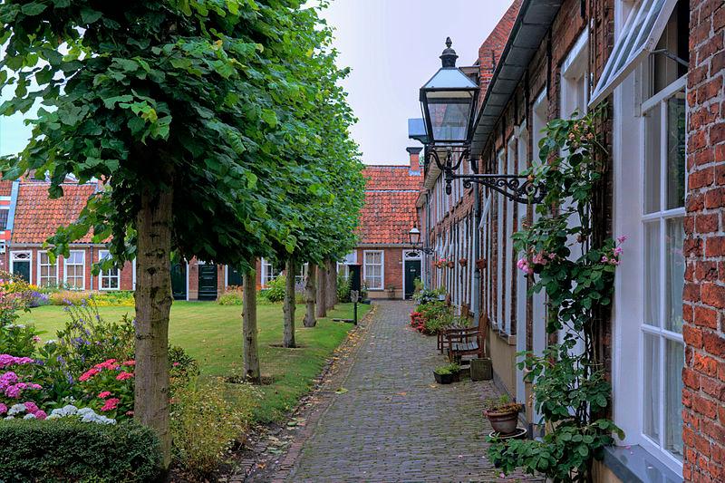 Foto Hofje Sint Anthony Gasthuis in Groningen, Aussicht, Nachbarschaft, platz, park - #2