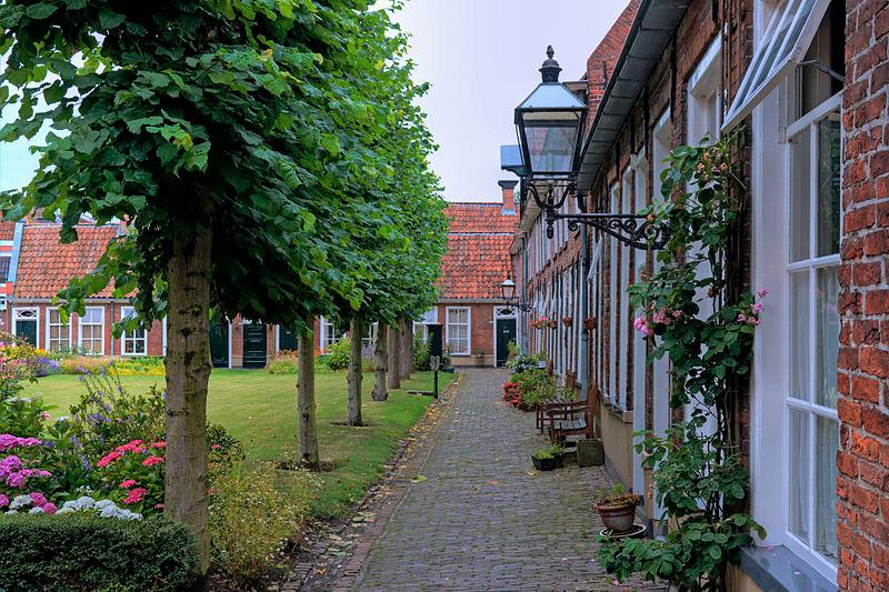 Foto Hofje Sint Anthony Gasthuis in Groningen, Aussicht, Nachbarschaft, platz, park - #1