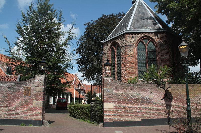 Foto Hofje Armen de Poth in Amersfoort, Aussicht, Sehenswürdigkeiten & wahrzeichen, Nachbarschaft, platz, park - #1