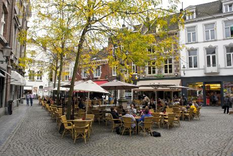 Foto Sint Amorsplein in Maastricht, Aussicht, Nachbarschaft, platz, park