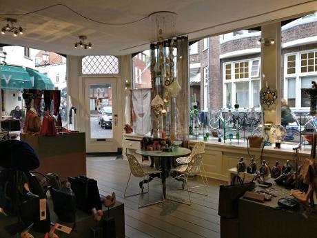 Foto Stark in Kunst in Amersfoort, Einkaufen, Modekleidung