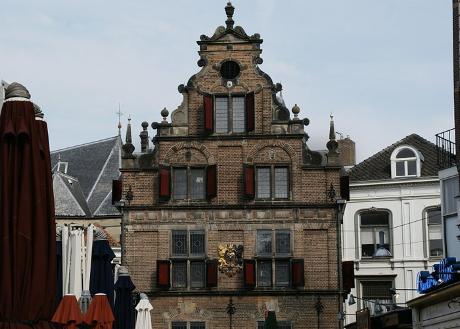 foto stadtführer von Nijmegen mit tipps schöne geschäfte, lunchrooms, restaurants, bars, sehenswürdigkeiten und besondere orte