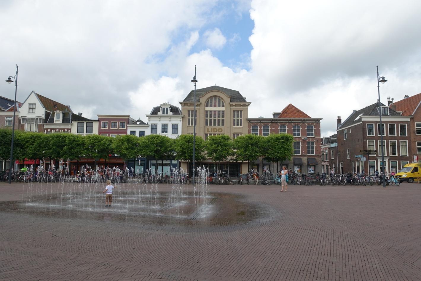 Foto Beestenmarkt in Leiden, Aussicht, Nachbarschaft, platz, park - #1