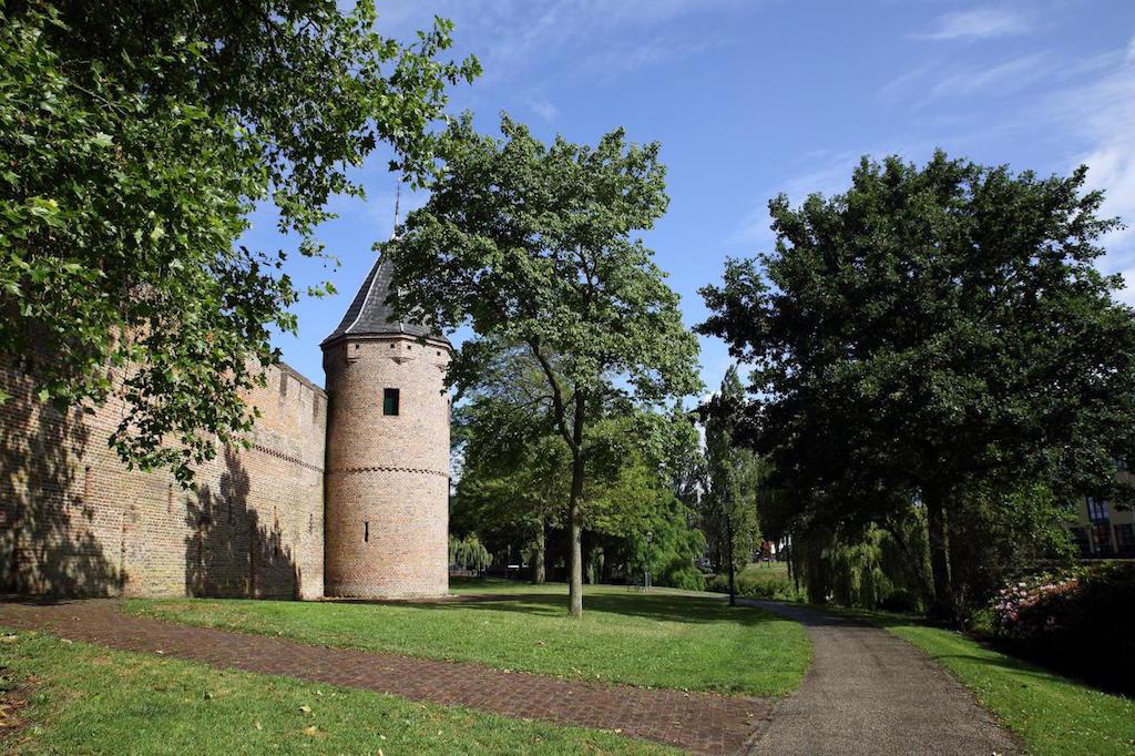 Foto Stadsmuur Plantsoen-Oost in Amersfoort, Aussicht, Sehenswürdigkeiten & wahrzeichen - #3