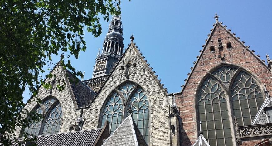 Foto Oude Kerk in Amsterdam, Aussicht, Sehenswürdigkeiten & wahrzeichen - #1