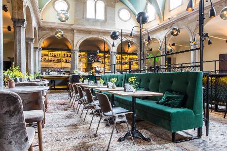 Foto Waag Leiden in Leiden, Essen & Trinken, Genieße ein köstliches mittagessen, Viel spaß beim abendessen