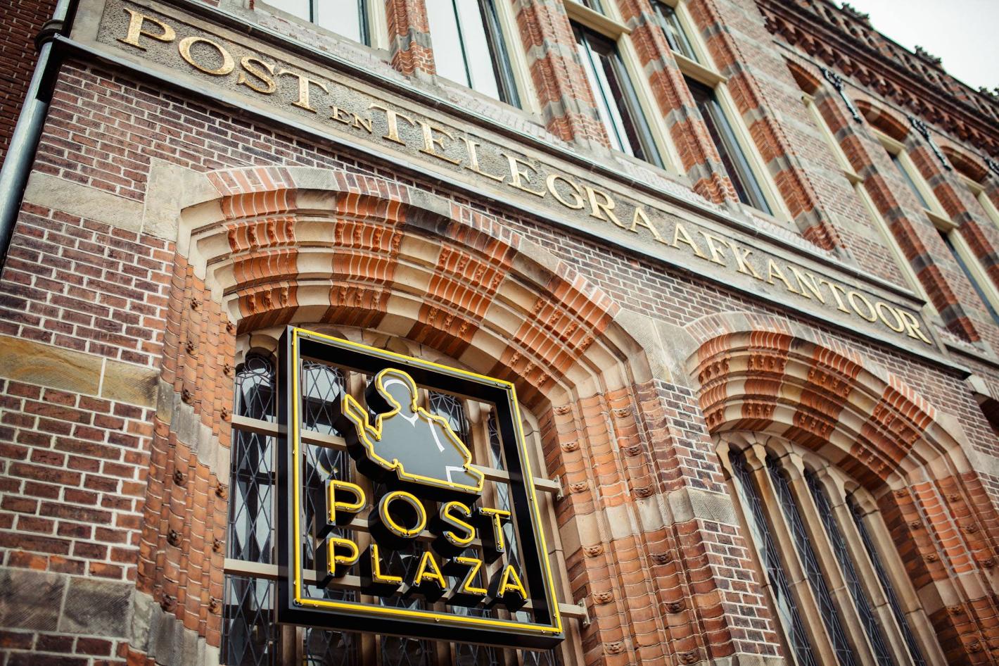 Foto Post-Plaza Hotel & Grand Café in Leeuwarden, Schlafen, Hotels & unterkünfte - #1