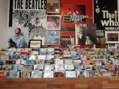 Foto Velvet Music Leiden in Leiden, Einkaufen, Hobby & freizeit