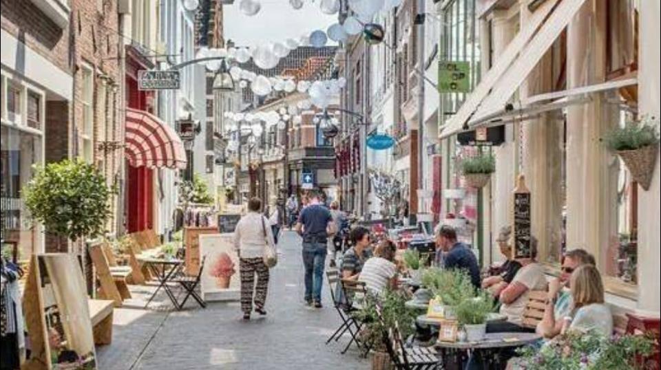 Foto Bij Peet in Deventer, Essen & Trinken, Trinke kaffee, tee, Genieße ein köstliches mittagessen - #1