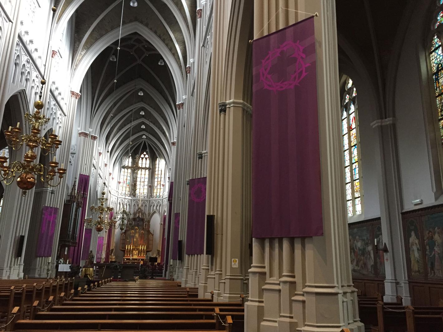 Foto Heuvelse Kerk in Tilburg, Aussicht, Sehenswürdigkeiten & wahrzeichen - #1