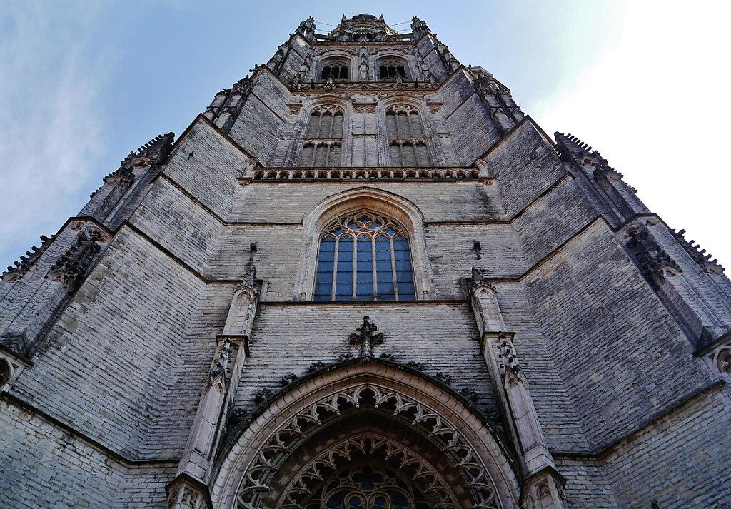 Foto Grote of Onze-Lieve-Vrouwekerk in Breda, Aussicht, Sehenswürdigkeiten & wahrzeichen, Aktivitäten - #1